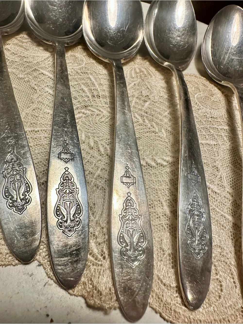 5 Vtg 1917 Oneida Community Plate Silverplate tablespoons 